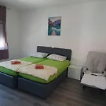 Rooms Kman